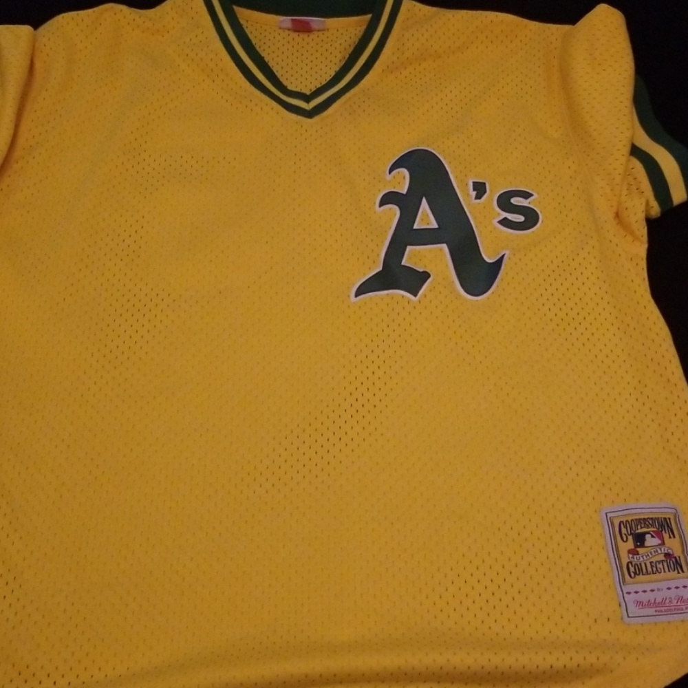 Mitchell & Ness A's warmup